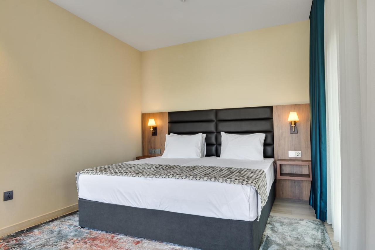 Eleven Inn Тбилиси Екстериор снимка
